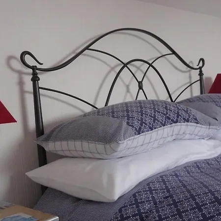 Saxon Villa Robin Hood's Bay Room photo